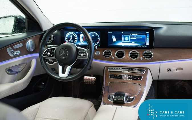 Mercedes-Benz Klasa E cena 159900 przebieg: 76264, rok produkcji 2019 z Kostrzyn nad Odrą małe 326